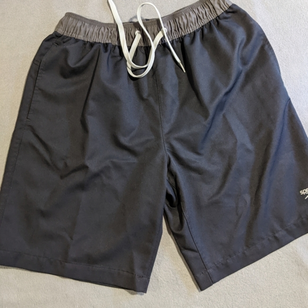 Men's Black Speedo‎ Medium swim shorts inseam 9"
